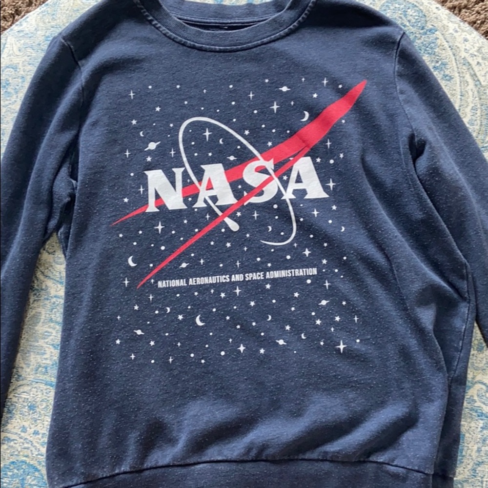 Grey Sweatshirt